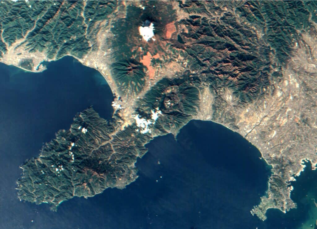 Image of Mount Fuji, Japan, acquired by IMAGIN-e hyperspectral camera RGB bands © Thales Alenia Space
